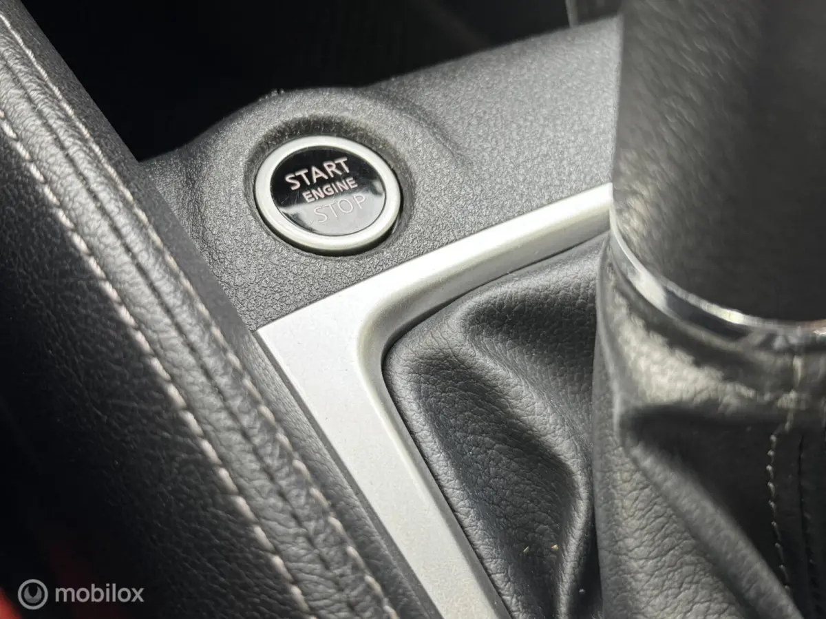 0.9 IG-T Connecta NAVIGATIE/AIRCO/CRUISE.C