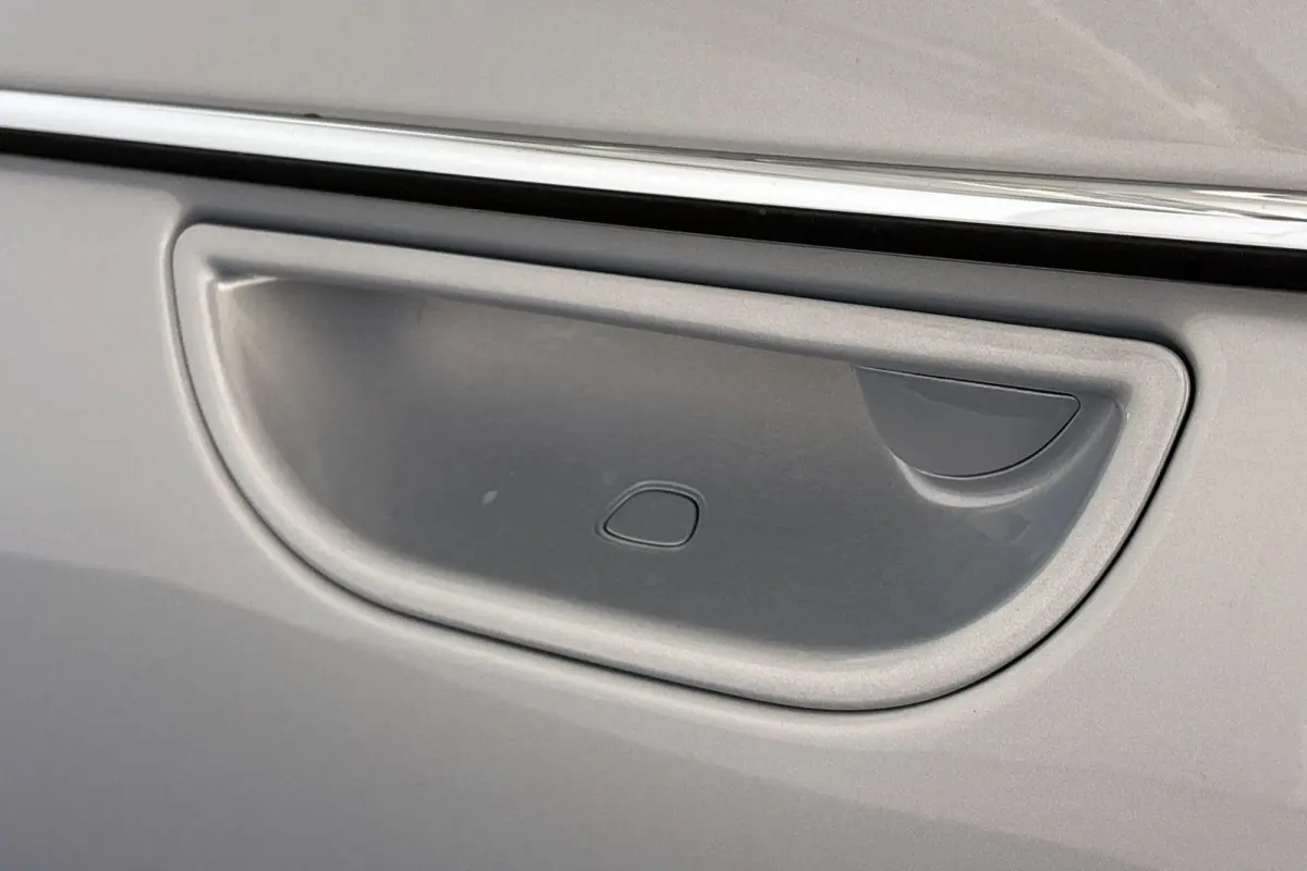 La Prima 42 kWh Pano Leder Stoelverwarming JBL Camera Apple CarPlay