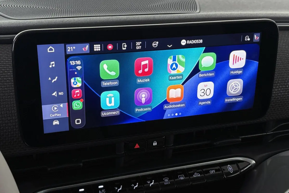 La Prima 42 kWh Pano Leder Stoelverwarming JBL Camera Apple CarPlay