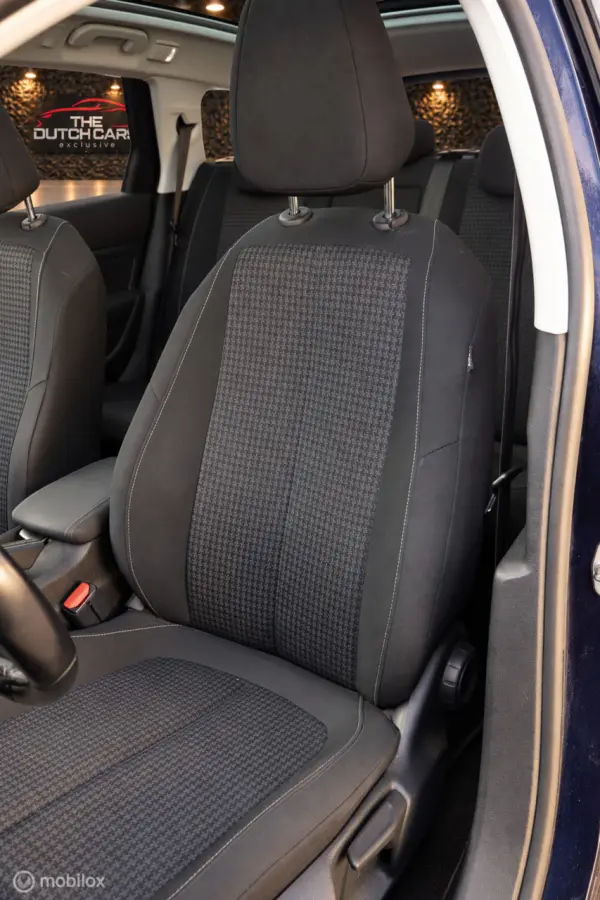 1.2 PureTech Blue Lease Executive | Carplay |