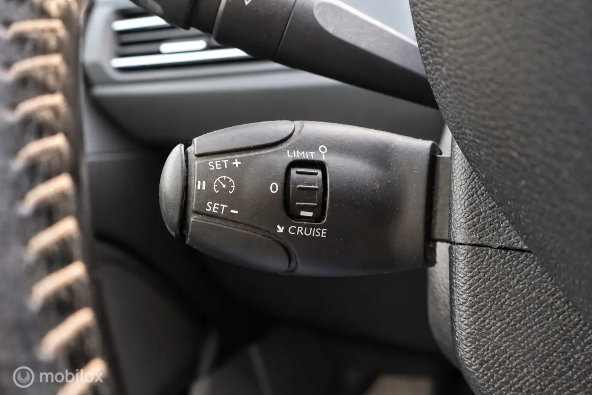 1.2 PureTech Blue Lease Executive | Carplay |