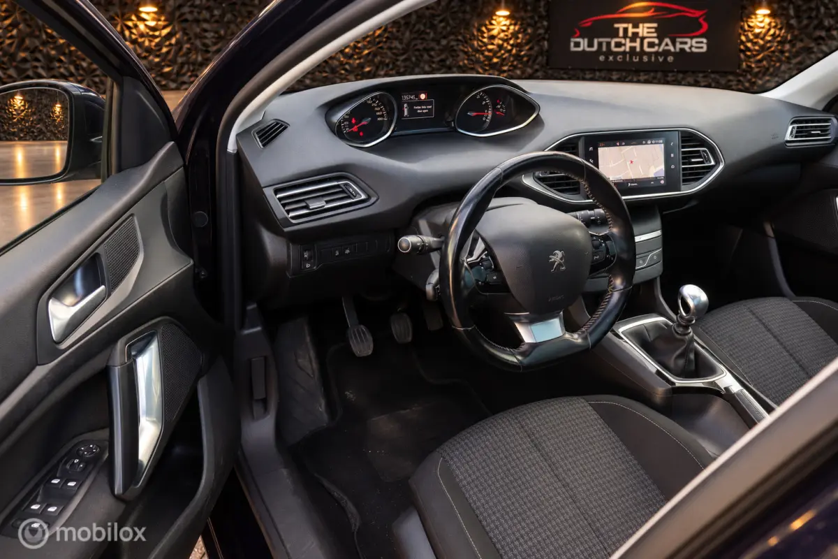 1.2 PureTech Blue Lease Executive | Carplay |
