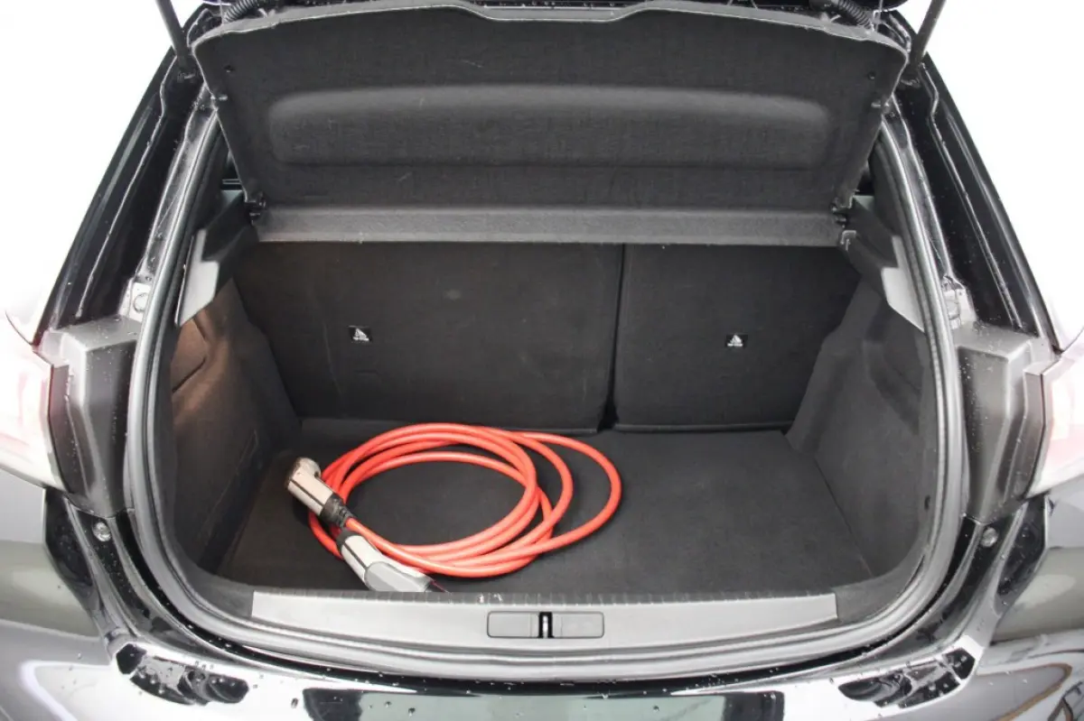 Active 50 kWh - Carplay, Navi, Cruise, SOH 90,63%