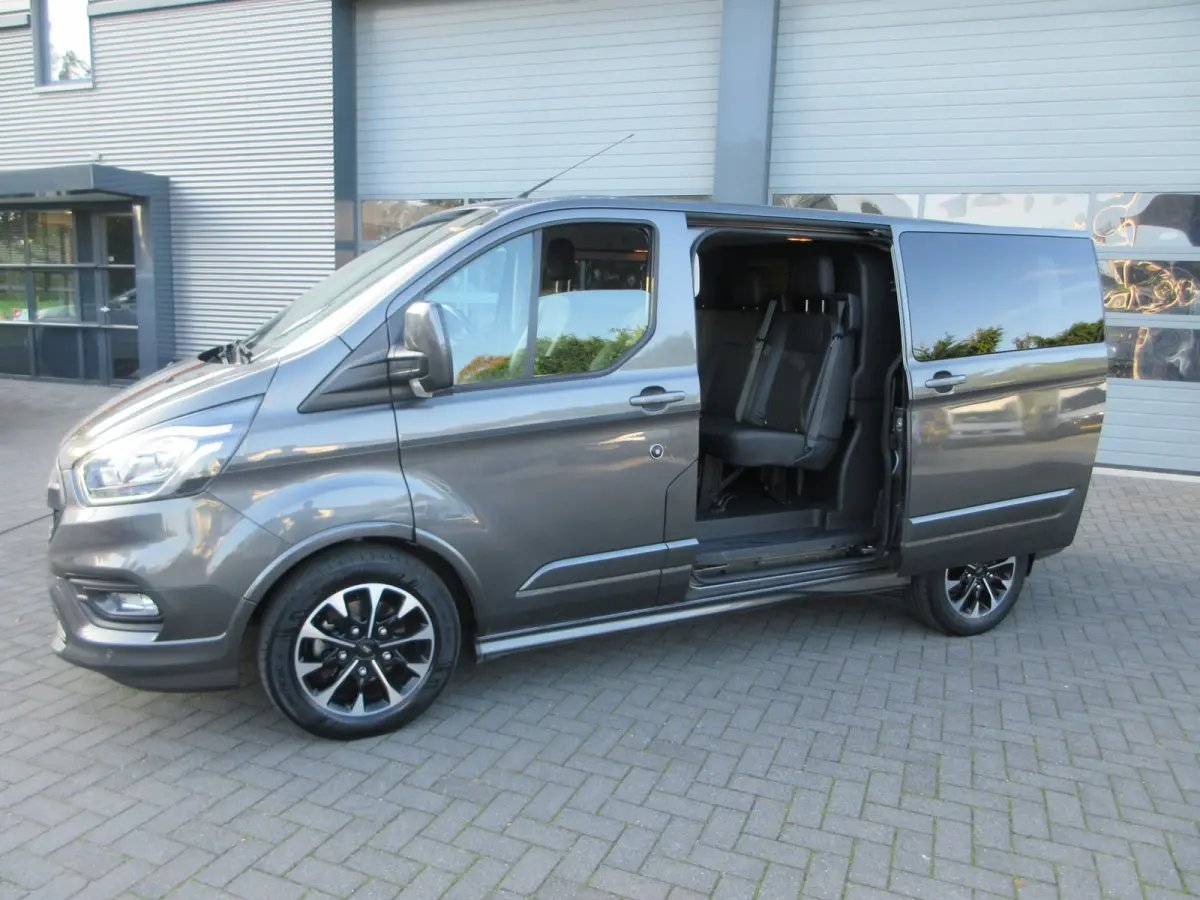 320 2.0 TDCI L1H1 Sport DC 185 pk automaat