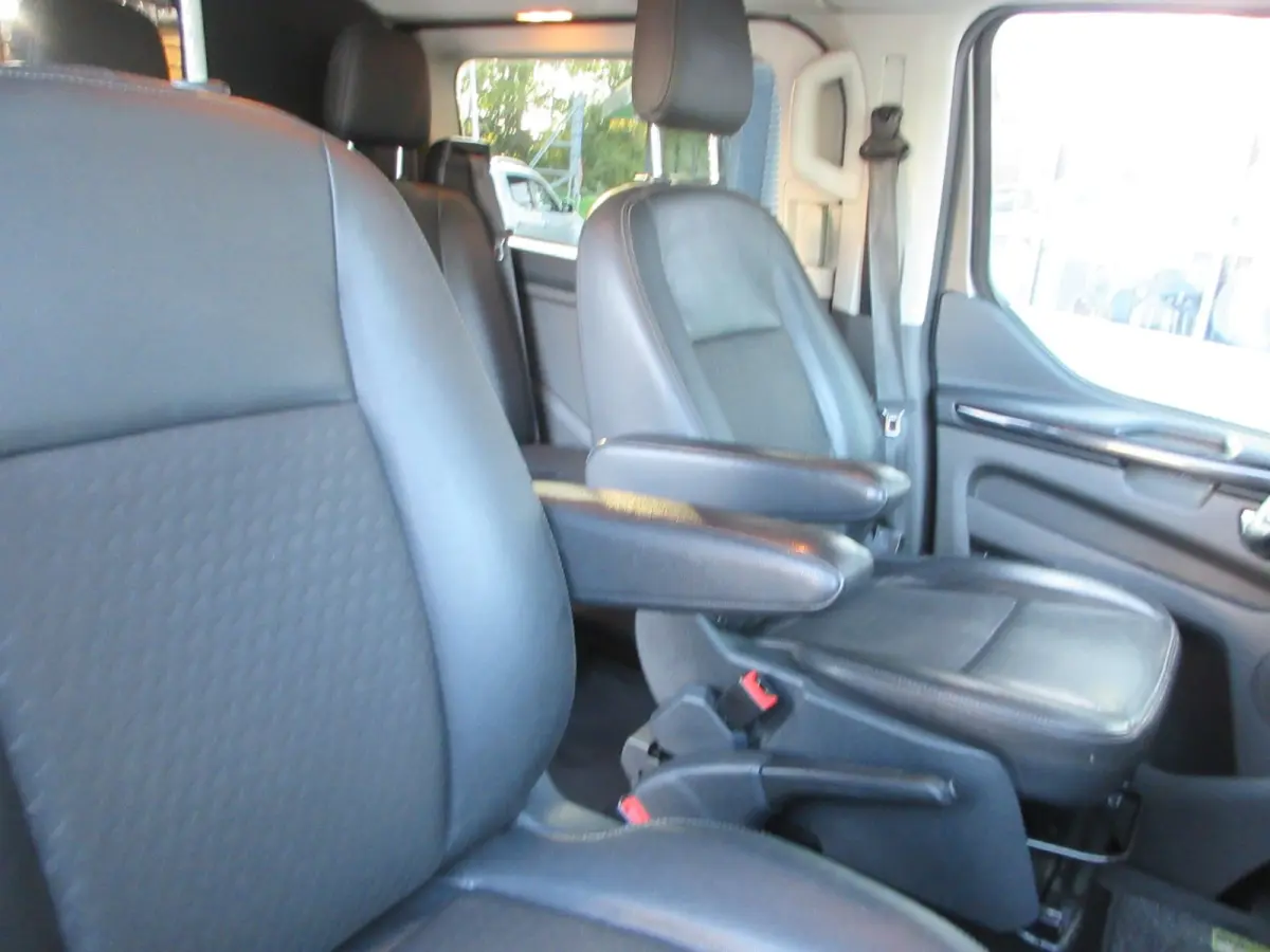 320 2.0 TDCI L1H1 Sport DC 185 pk automaat