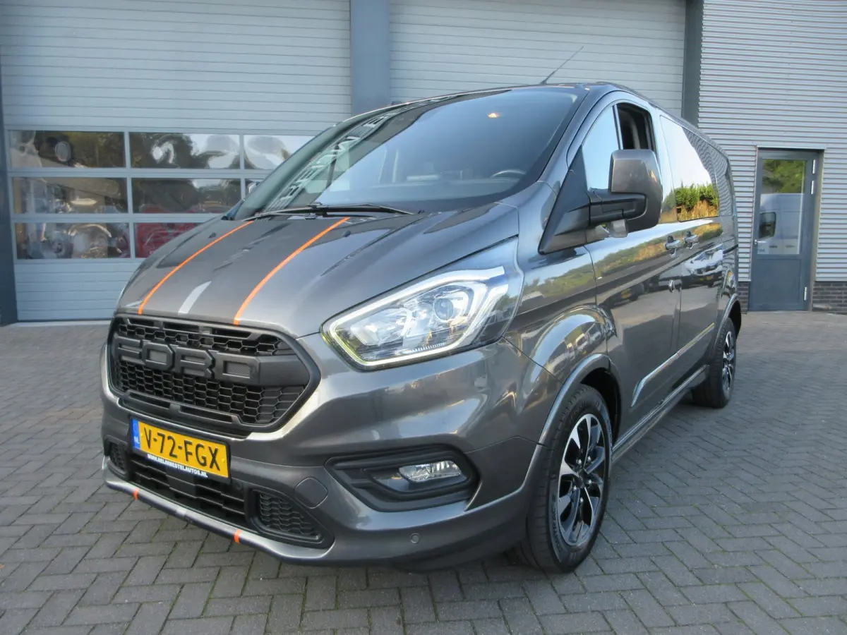 320 2.0 TDCI L1H1 Sport DC 185 pk automaat