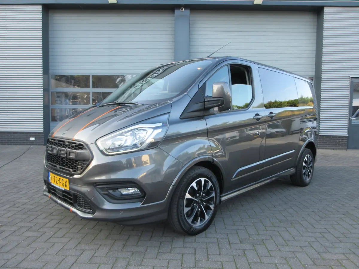 320 2.0 TDCI L1H1 Sport DC 185 pk automaat