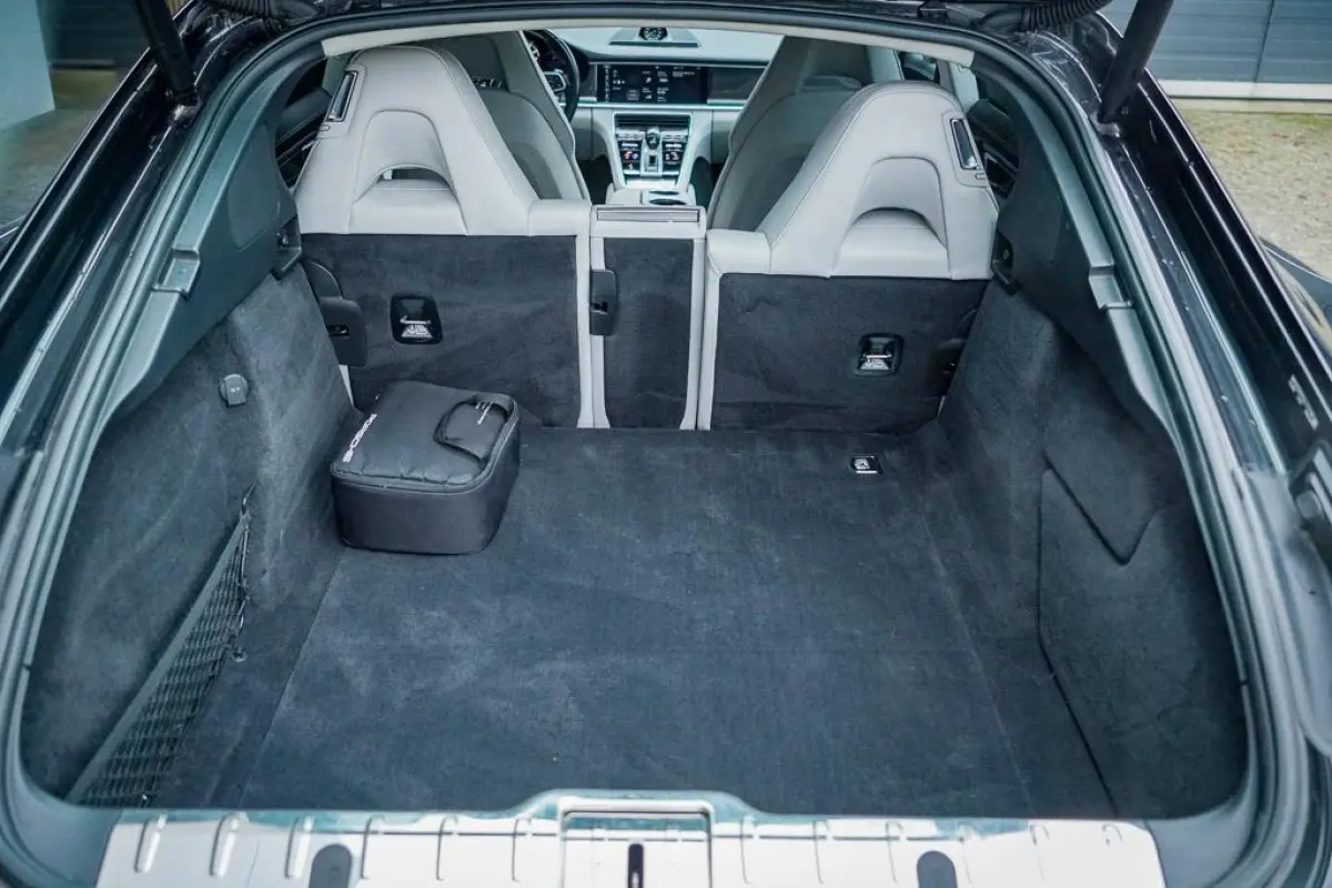 4.0 Turbo S E-Hybrid Executive / Massage / Pano / 21'' / NL Auto