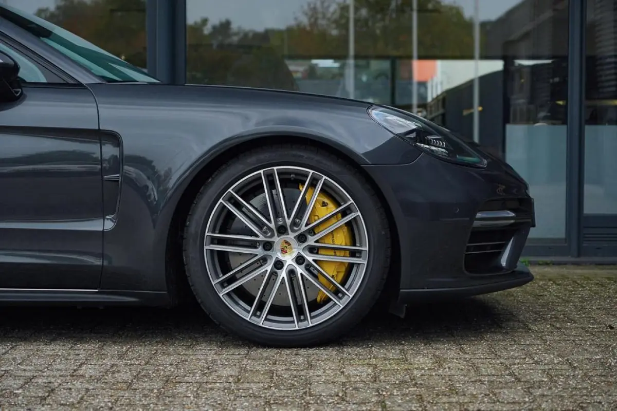 4.0 Turbo S E-Hybrid Executive / Massage / Pano / 21'' / NL Auto