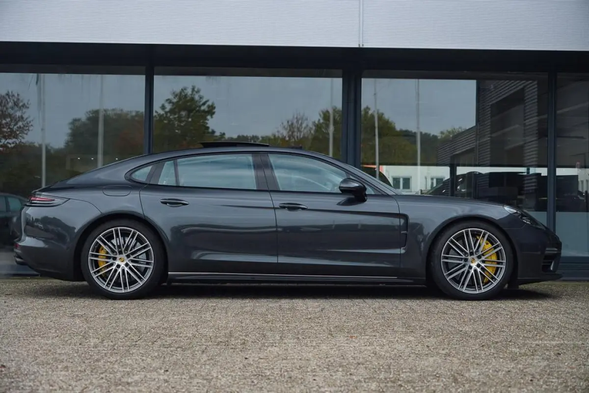 4.0 Turbo S E-Hybrid Executive / Massage / Pano / 21'' / NL Auto
