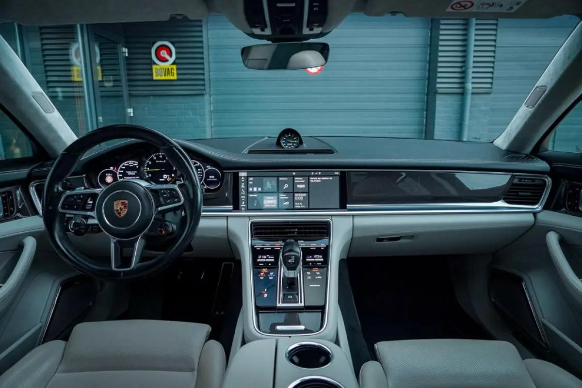 4.0 Turbo S E-Hybrid Executive / Massage / Pano / 21'' / NL Auto