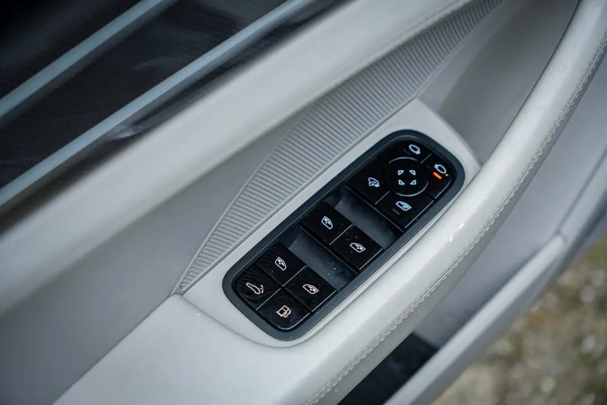 4.0 Turbo S E-Hybrid Executive / Massage / Pano / 21'' / NL Auto