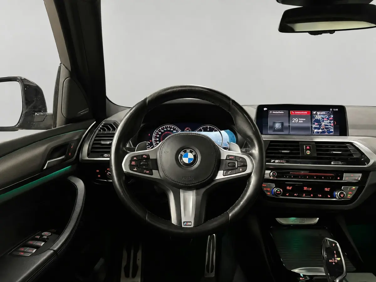 XDrive20i High Executive Panoramadak Harman Kardon Headup