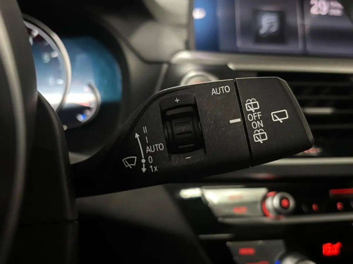 XDrive20i High Executive Panoramadak Harman Kardon Headup