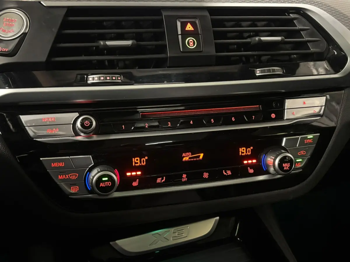 XDrive20i High Executive Panoramadak Harman Kardon Headup