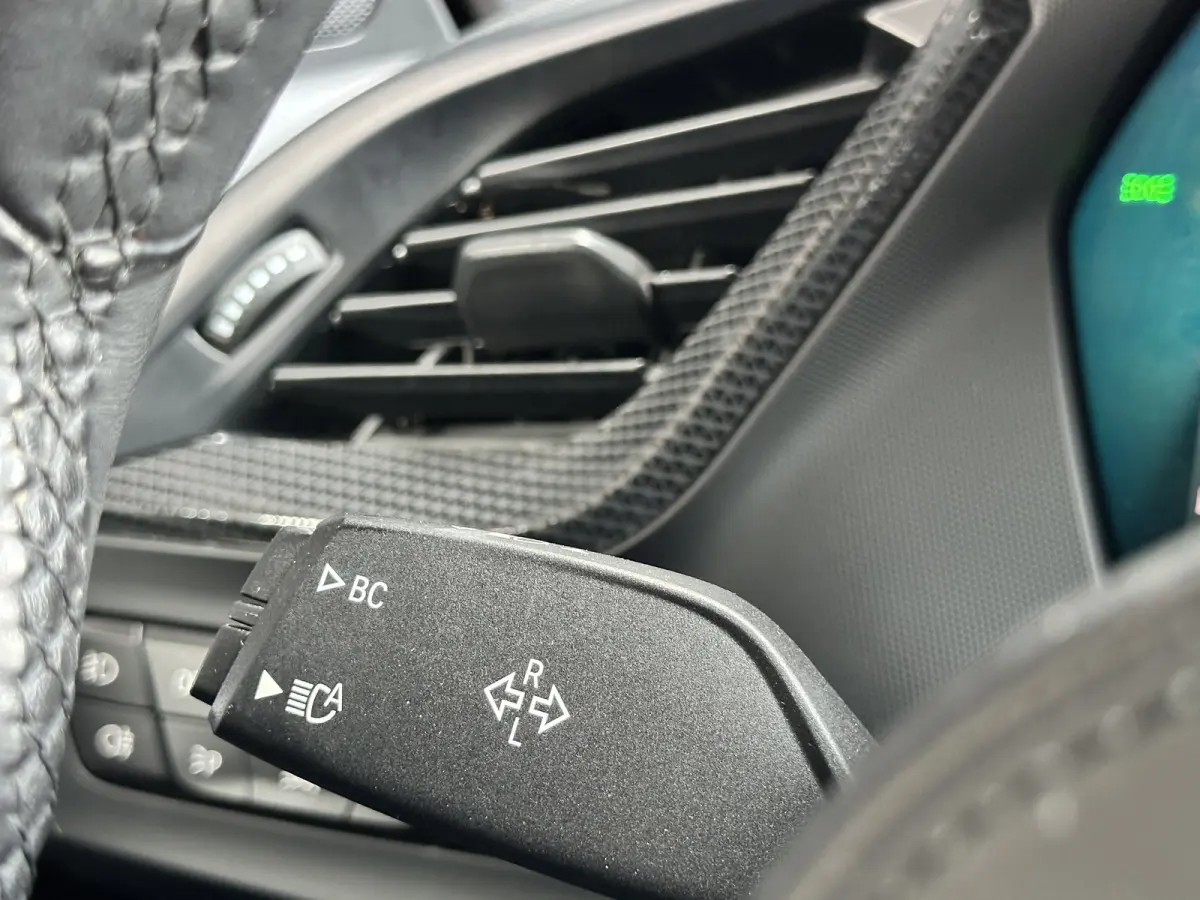 118i | M-SPORT | Alcantara | LED | Cruise Control | Stoelverwarm. |
