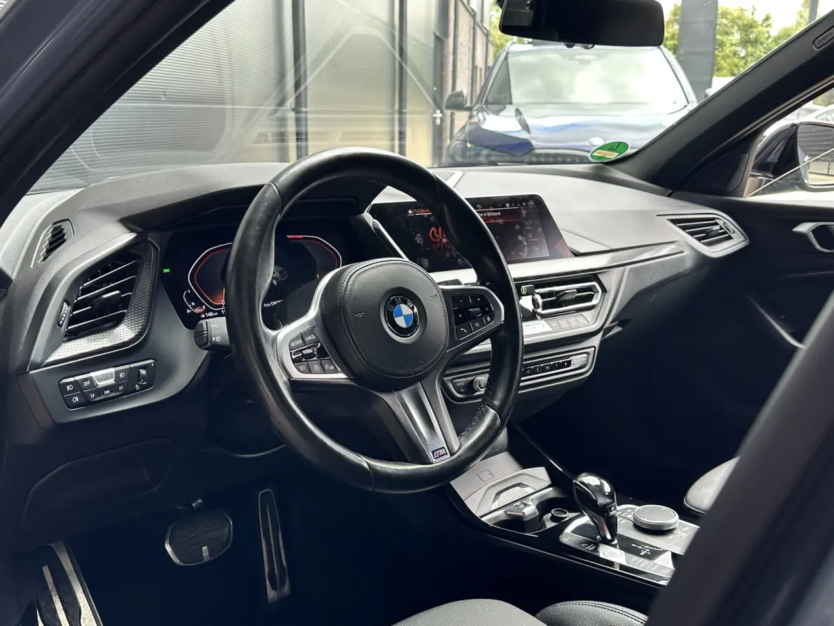 118i | M-SPORT | Alcantara | LED | Cruise Control | Stoelverwarm. |