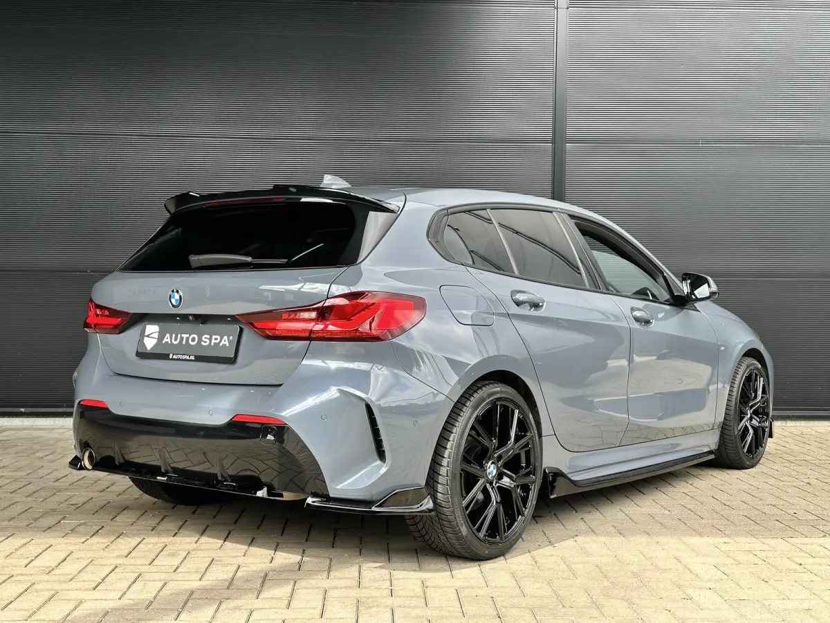 118i | M-SPORT | Alcantara | LED | Cruise Control | Stoelverwarm. |