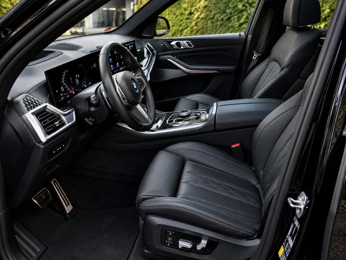 xDrive50e M-Sport 4WB|Softclose|HuD|360|Memory|Trekh.