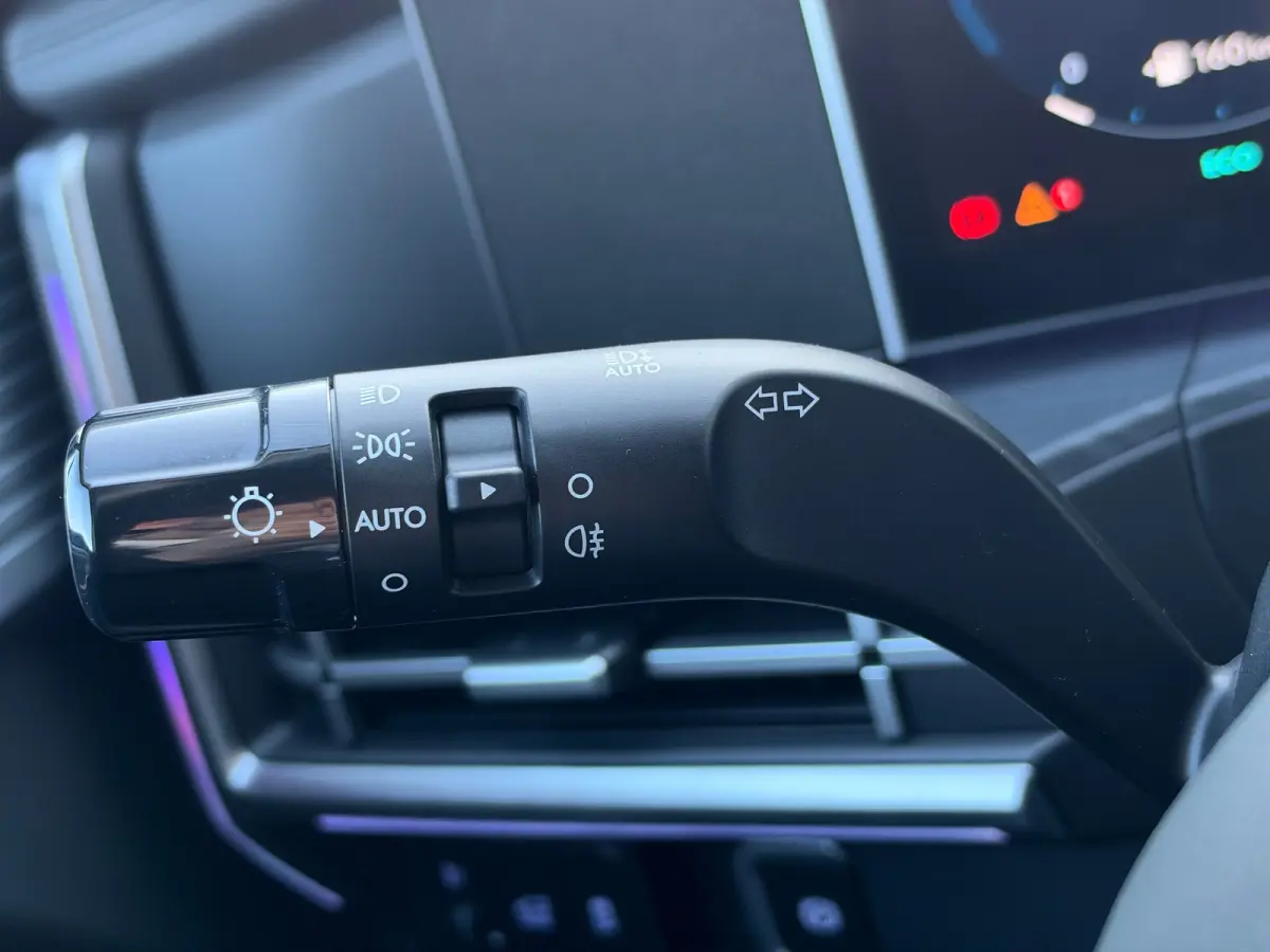 1.6 T-GDI HEV Premium 7p | Achterbank verwarmd | Achteruitrijcamera | Buitenspiegels elektrisch verstelbaar