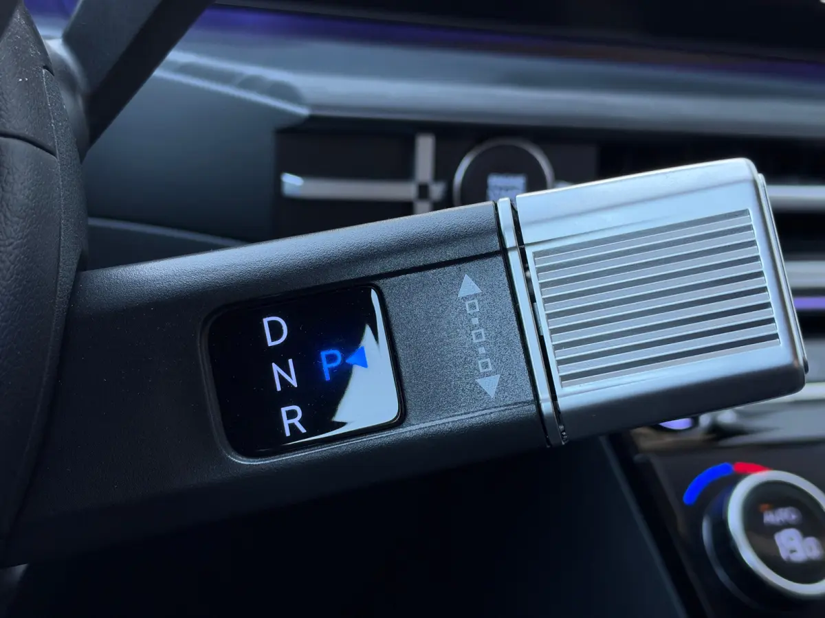 1.6 T-GDI HEV Premium 7p | Achterbank verwarmd | Achteruitrijcamera | Buitenspiegels elektrisch verstelbaar