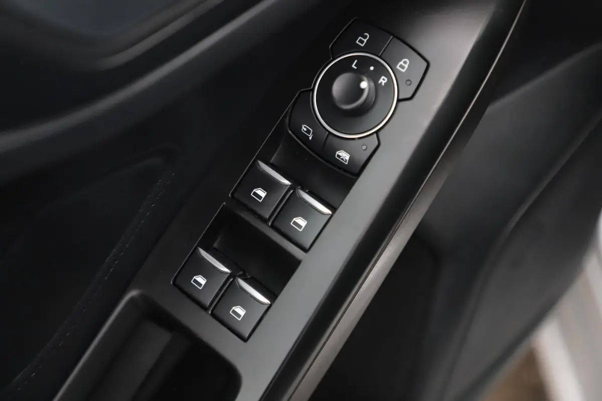 1.0 EcoBoost Hybrid ST Line Business 125PK Navigatie Achteruitrijcamera Carplay Climate Cruise Control