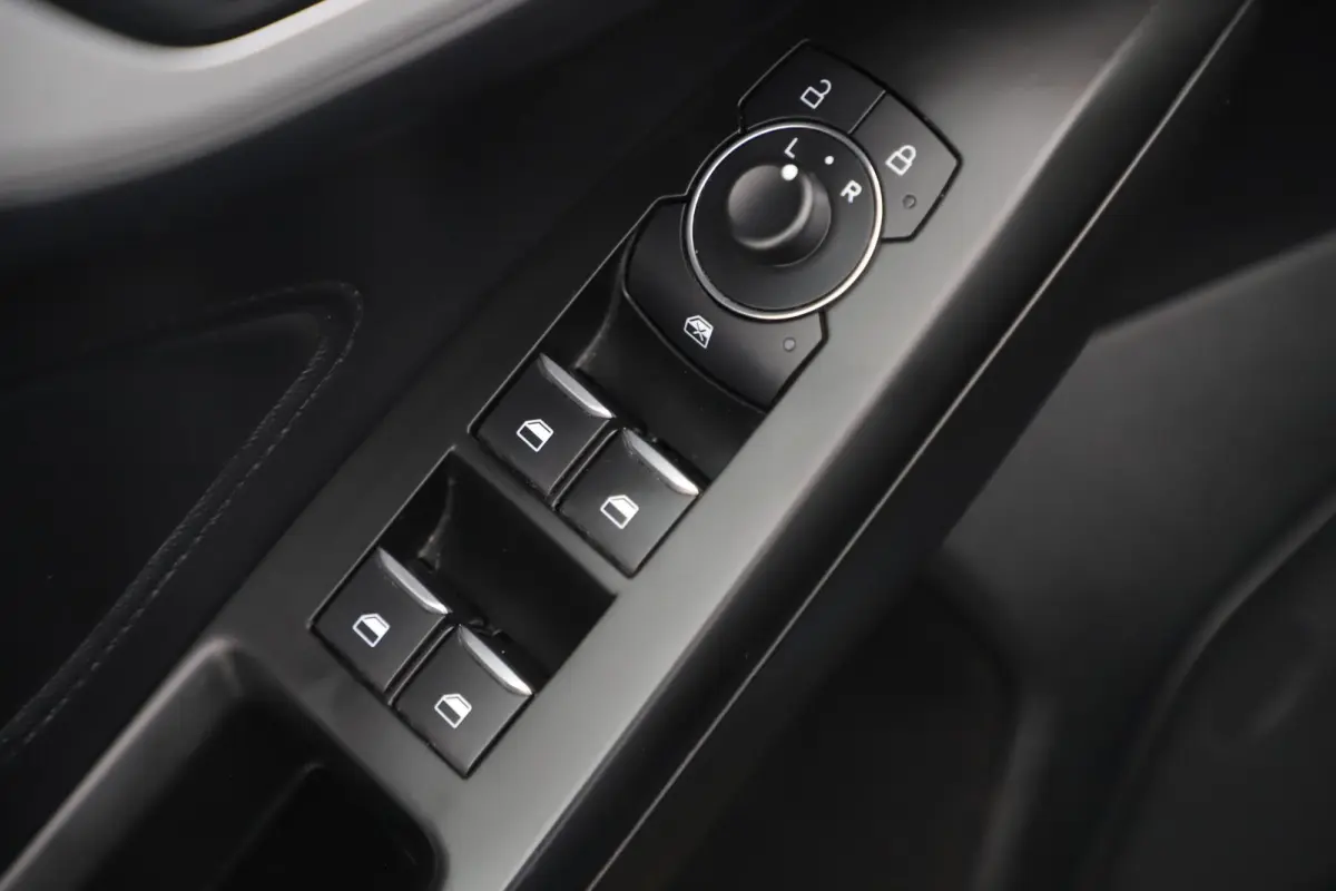 1.0 EcoBoost Hybrid Trend Edition Business 125PK Navigatie Achteruitrijcamera Carplay Climate Cruise Control