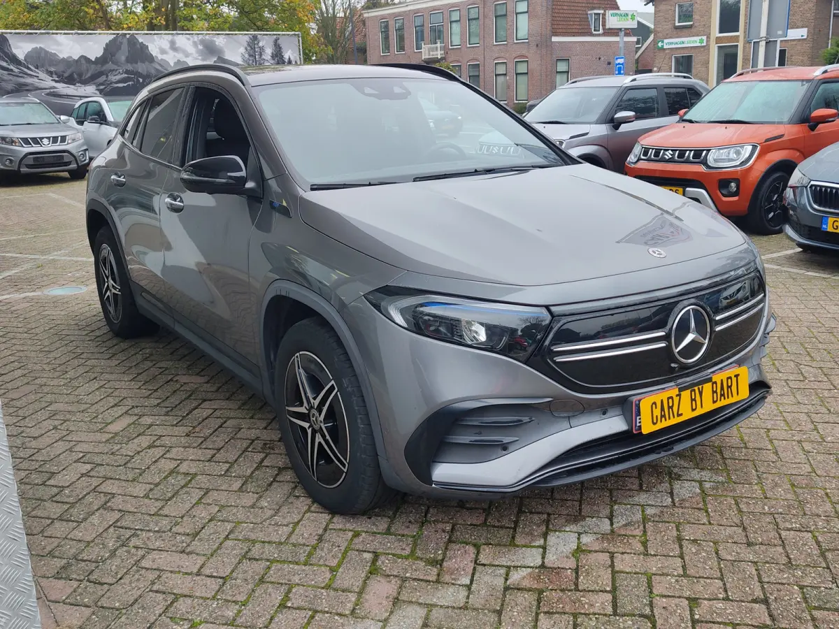 300 4MATIC AMG LINE 67 kWh Pano | Head Up Display | Memory Seats | Dodehoekdetectie | Trekhaak