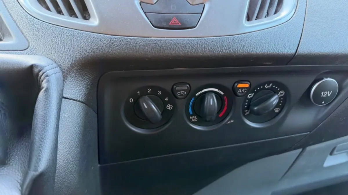 2.0 TDCI 96KW 131PK L2H1 EURO 6 DISTRIBUTIERIEM IS VERVANGEN/ AIRCO/ CRUISE CONTROL/ 100% DEALERONDERHOUDEN