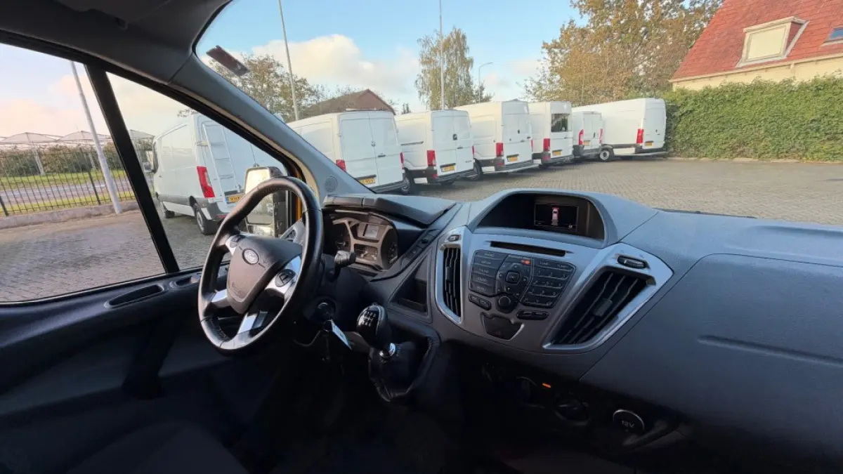 2.0 TDCI 96KW 131PK L2H1 EURO 6 DISTRIBUTIERIEM IS VERVANGEN/ AIRCO/ CRUISE CONTROL/ 100% DEALERONDERHOUDEN