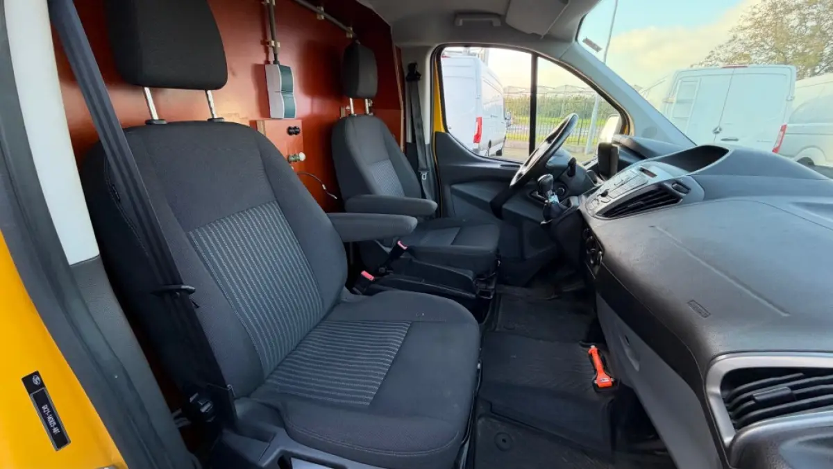 2.0 TDCI 96KW 131PK L2H1 EURO 6 DISTRIBUTIERIEM IS VERVANGEN/ AIRCO/ CRUISE CONTROL/ 100% DEALERONDERHOUDEN