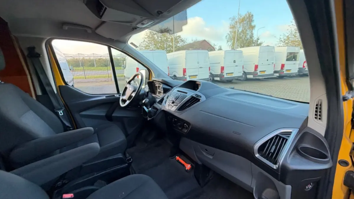 2.0 TDCI 96KW 131PK L2H1 EURO 6 DISTRIBUTIERIEM IS VERVANGEN/ AIRCO/ CRUISE CONTROL/ 100% DEALERONDERHOUDEN