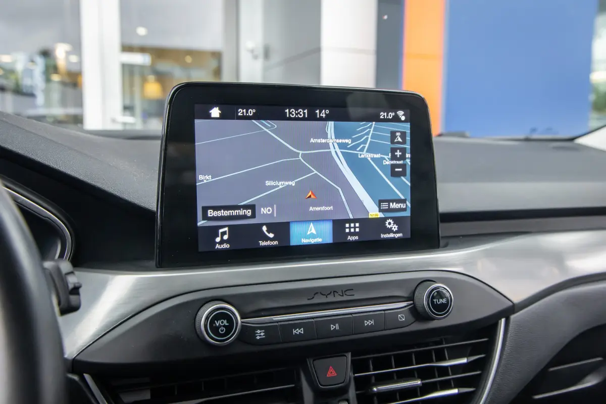 1.0 EcoBoost Titanium Business | Camera | Stoel/stuur/voorruit verwarming | B&O audio | Cruise control adaptief | Keyless | Apple Carplay/Android Auto | Achteruitrijcamera | Apple Carplay/An