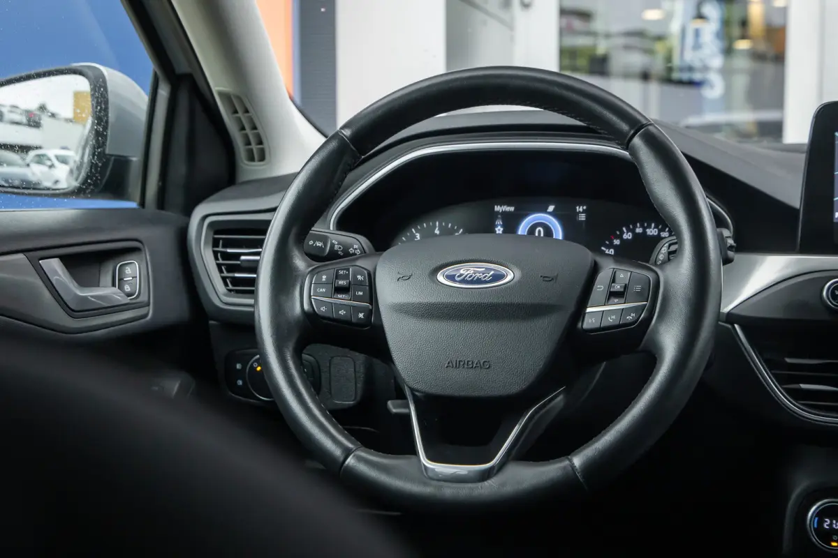 1.0 EcoBoost Titanium Business | Camera | Stoel/stuur/voorruit verwarming | B&O audio | Cruise control adaptief | Keyless | Apple Carplay/Android Auto | Achteruitrijcamera | Apple Carplay/An