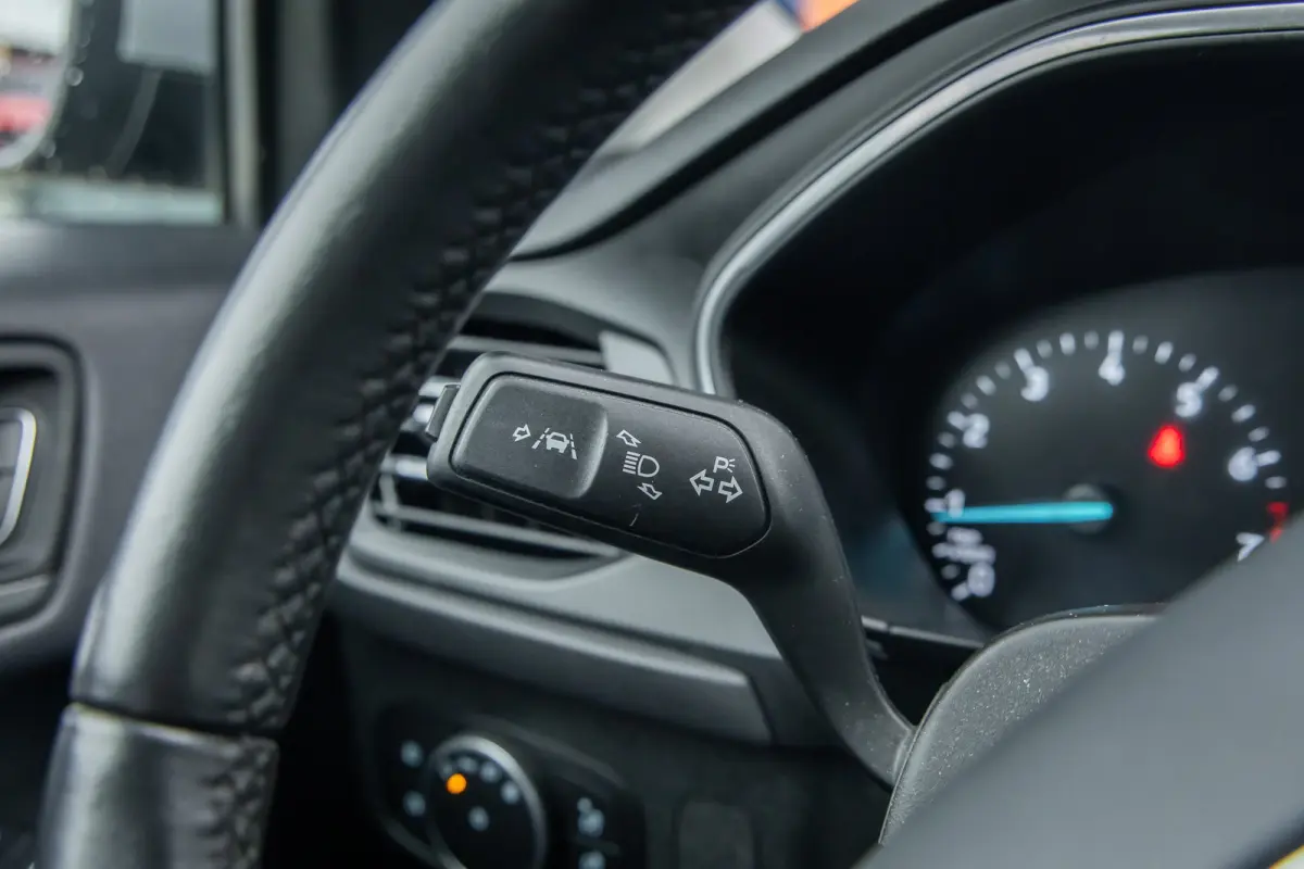 1.0 EcoBoost Titanium Business | Camera | Stoel/stuur/voorruit verwarming | B&O audio | Cruise control adaptief | Keyless | Apple Carplay/Android Auto | Achteruitrijcamera | Apple Carplay/An