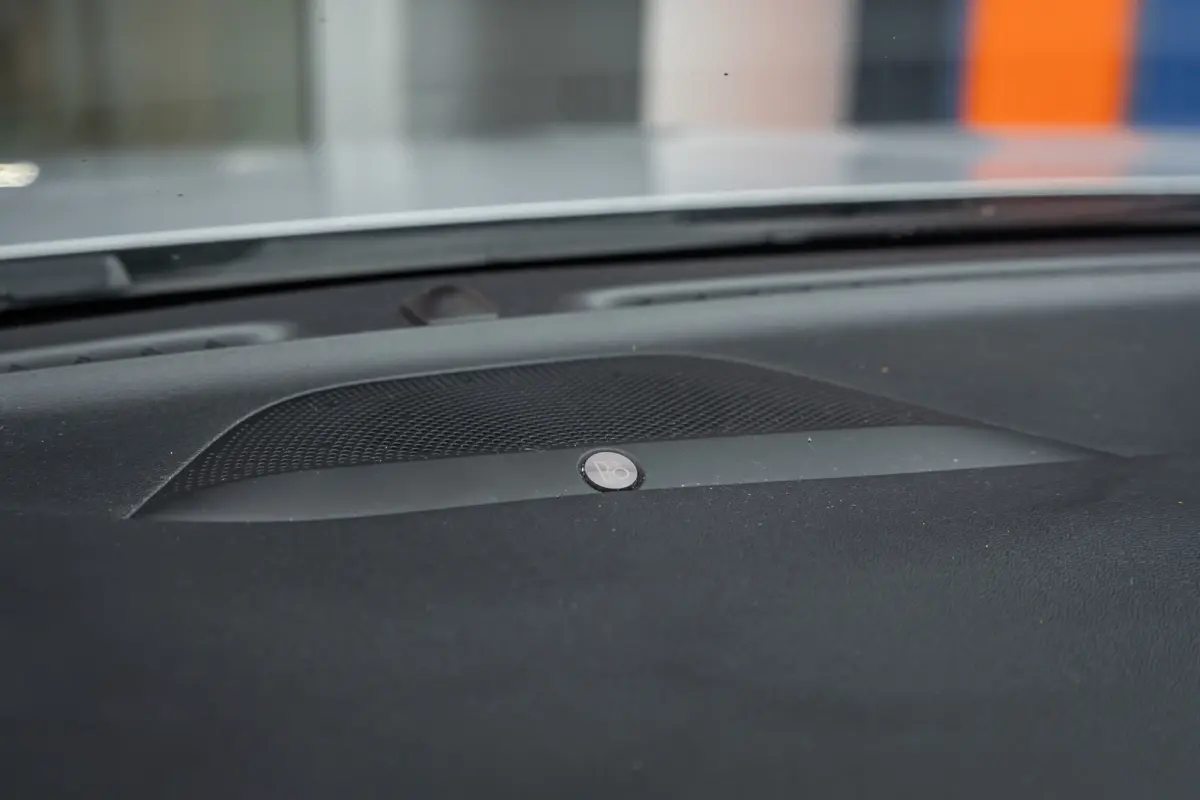 1.0 EcoBoost Titanium Business | Camera | Stoel/stuur/voorruit verwarming | B&O audio | Cruise control adaptief | Keyless | Apple Carplay/Android Auto | Achteruitrijcamera | Apple Carplay/An