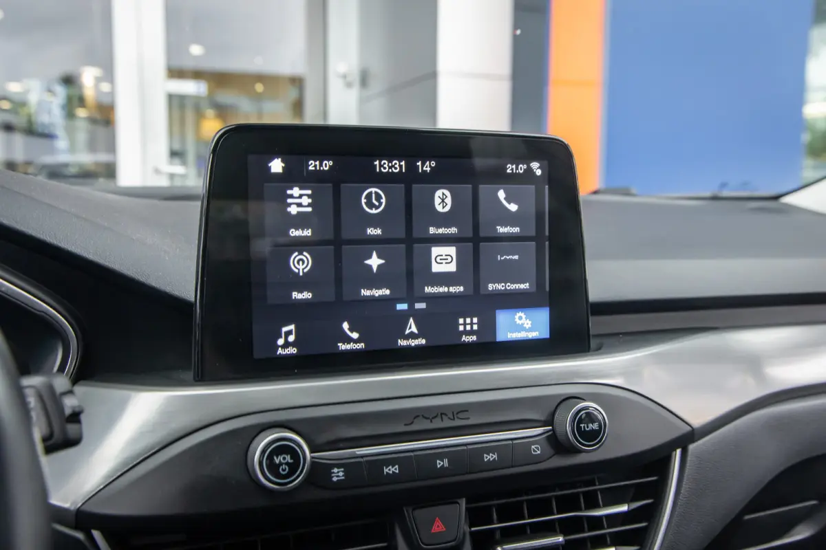 1.0 EcoBoost Titanium Business | Camera | Stoel/stuur/voorruit verwarming | B&O audio | Cruise control adaptief | Keyless | Apple Carplay/Android Auto | Achteruitrijcamera | Apple Carplay/An