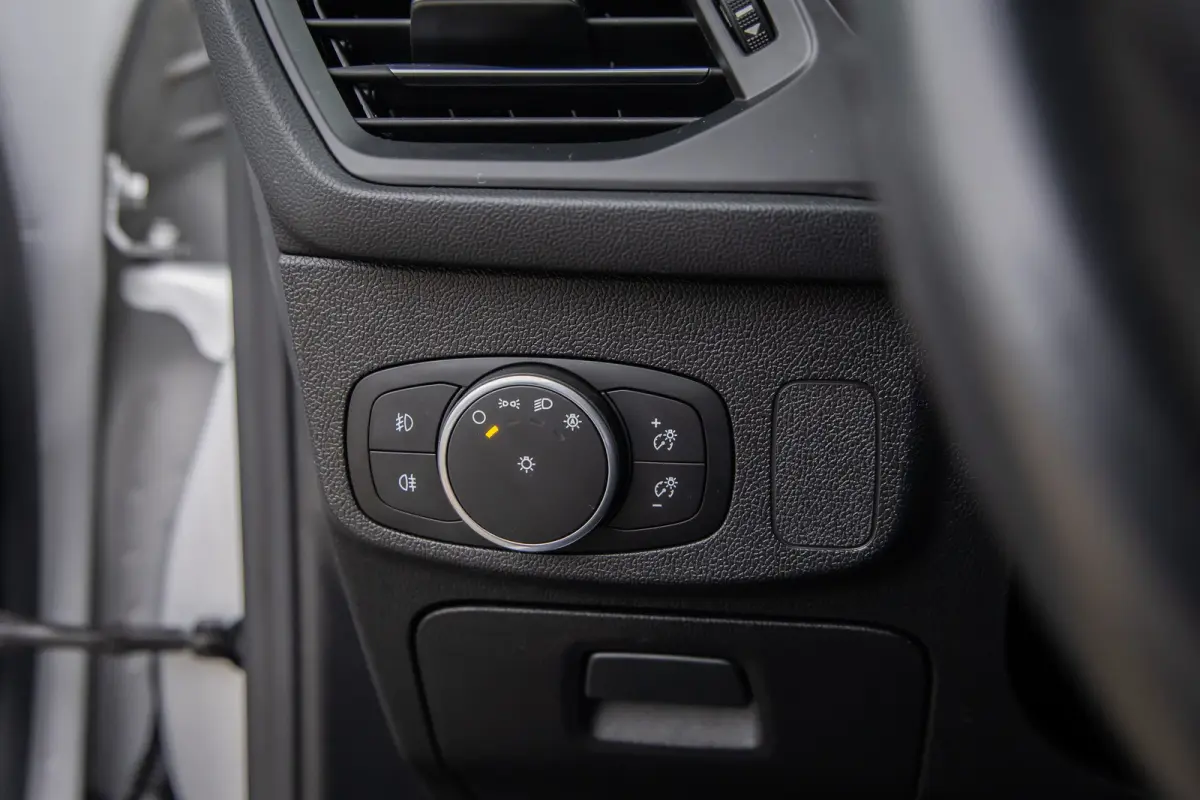 1.0 EcoBoost Titanium Business | Camera | Stoel/stuur/voorruit verwarming | B&O audio | Cruise control adaptief | Keyless | Apple Carplay/Android Auto | Achteruitrijcamera | Apple Carplay/An