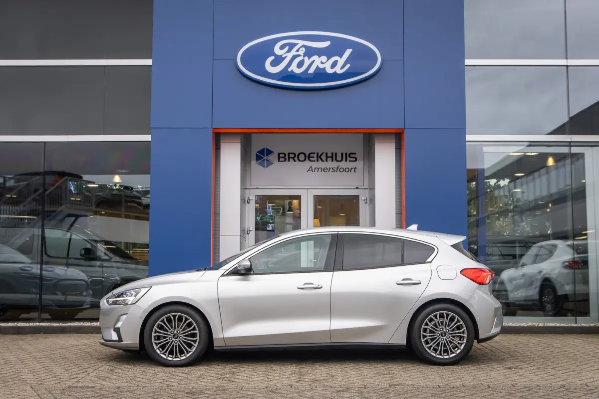 1.0 EcoBoost Titanium Business | Camera | Stoel/stuur/voorruit verwarming | B&O audio | Cruise control adaptief | Keyless | Apple Carplay/Android Auto | Achteruitrijcamera | Apple Carplay/An