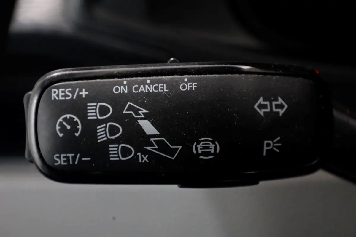 2.0 TDI 150pk Lang D.C. Comfortline Airco/Navi/Cruise Control 11-2022