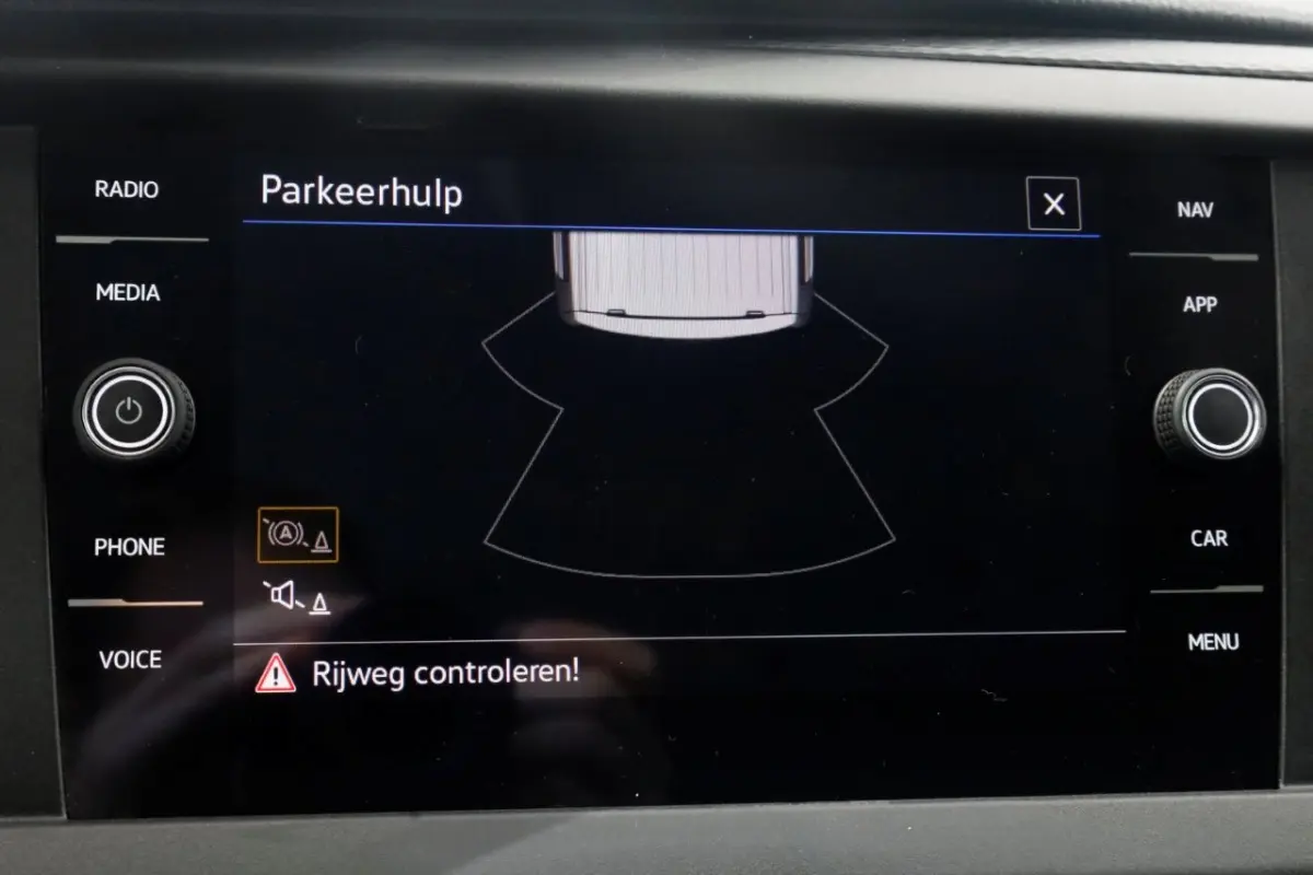 2.0 TDI 150pk Lang D.C. Comfortline Airco/Navi/Cruise Control 11-2022