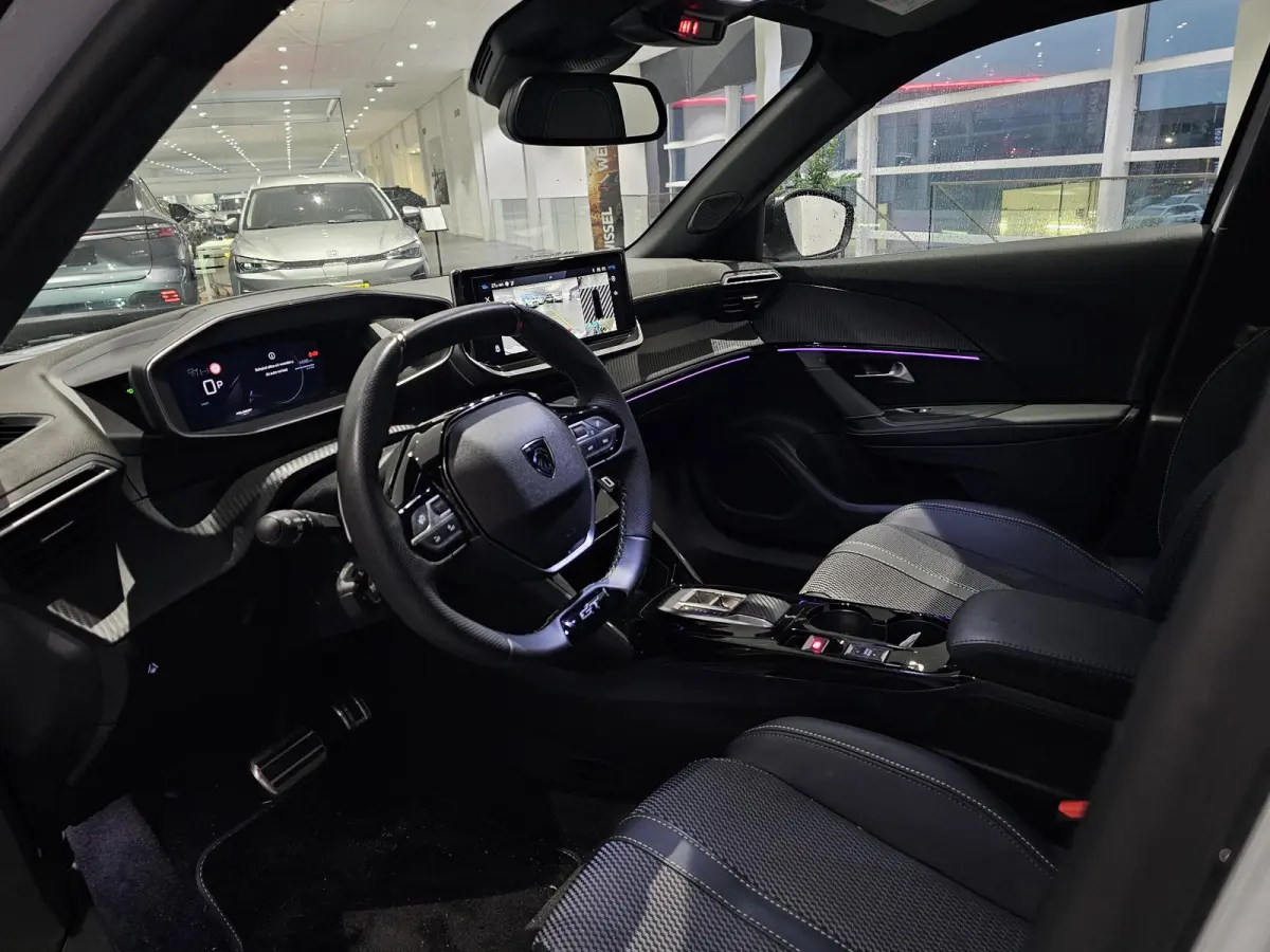 1.2 Hybrid 145 GT