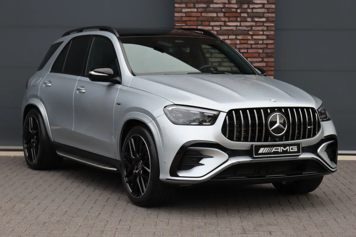 AMG 53 Hybrid 4MATIC+ Premium | Luchtvering | Trekhaak | HUD | Vlakkenverwarming | Zonnerollo's | Panoramadak | Burmester | Surround Camera | Keyless Go |