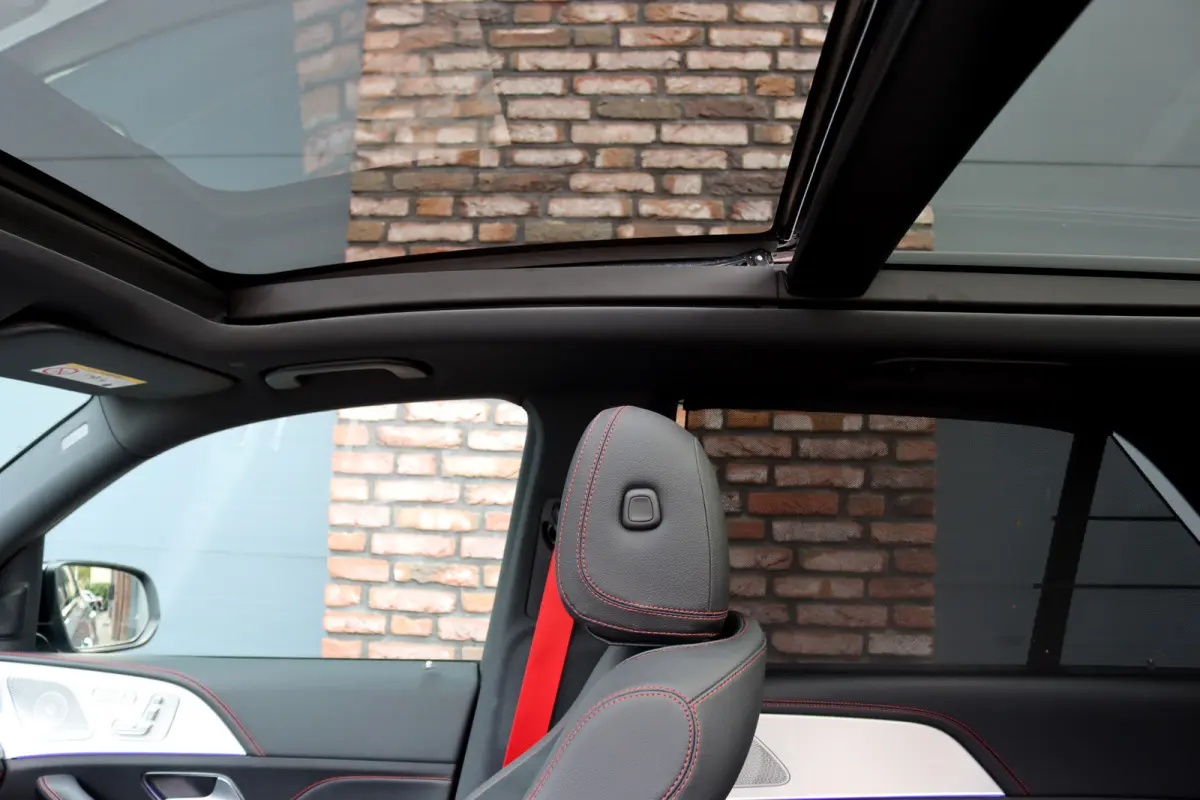 AMG 53 Hybrid 4MATIC+ Premium | Luchtvering | Trekhaak | HUD | Vlakkenverwarming | Zonnerollo's | Panoramadak | Burmester | Surround Camera | Keyless Go |