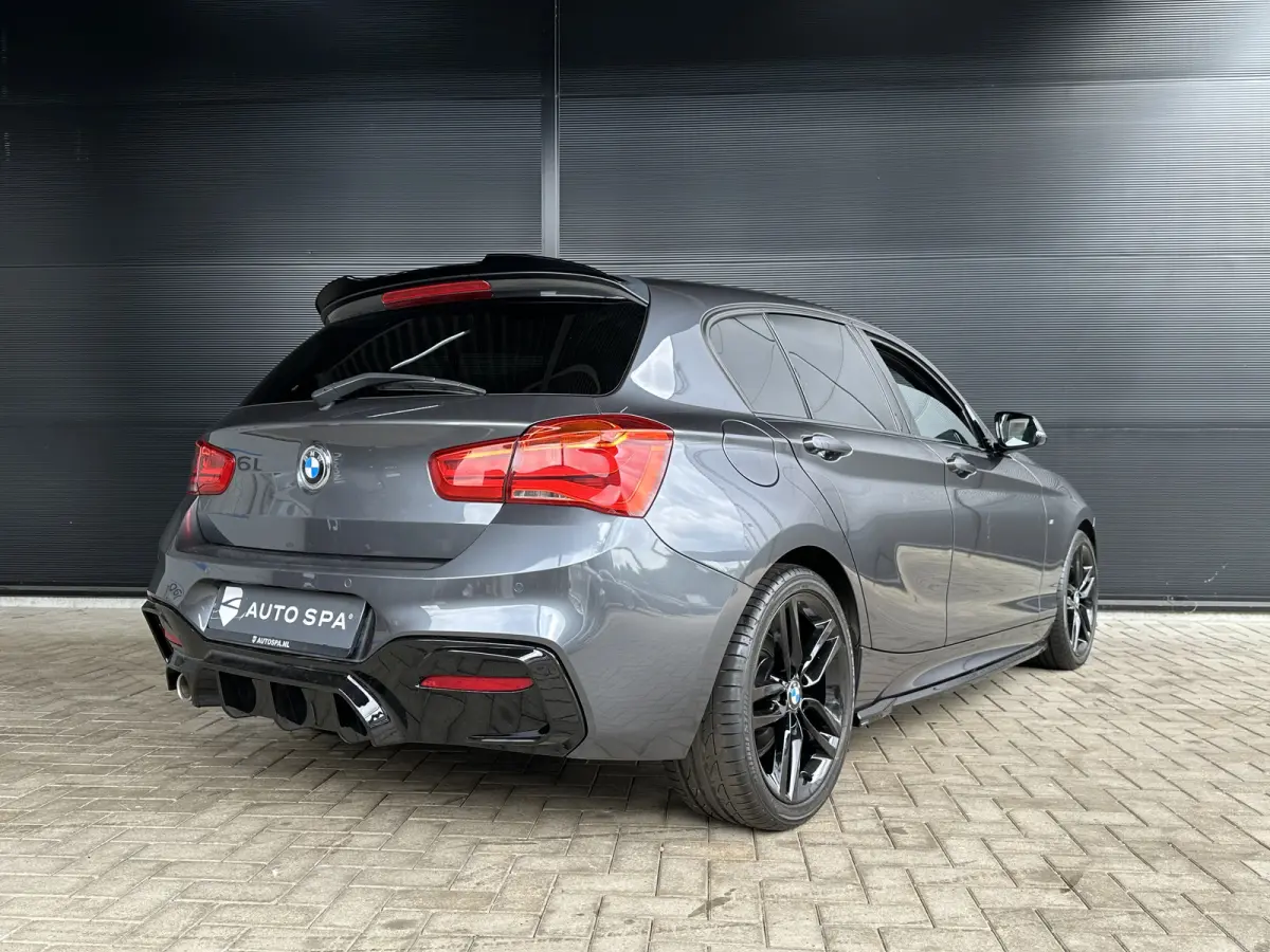 118i LCI | M-SPORT | **55260KM** | NL AUTO | Alcantara | Navi | Cruise Control | LED |