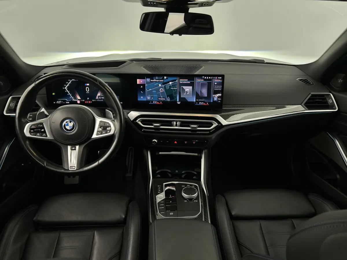 330e xDrive M-Sport Pro Schuifdak/M3-Stoelen/Memory/HUD