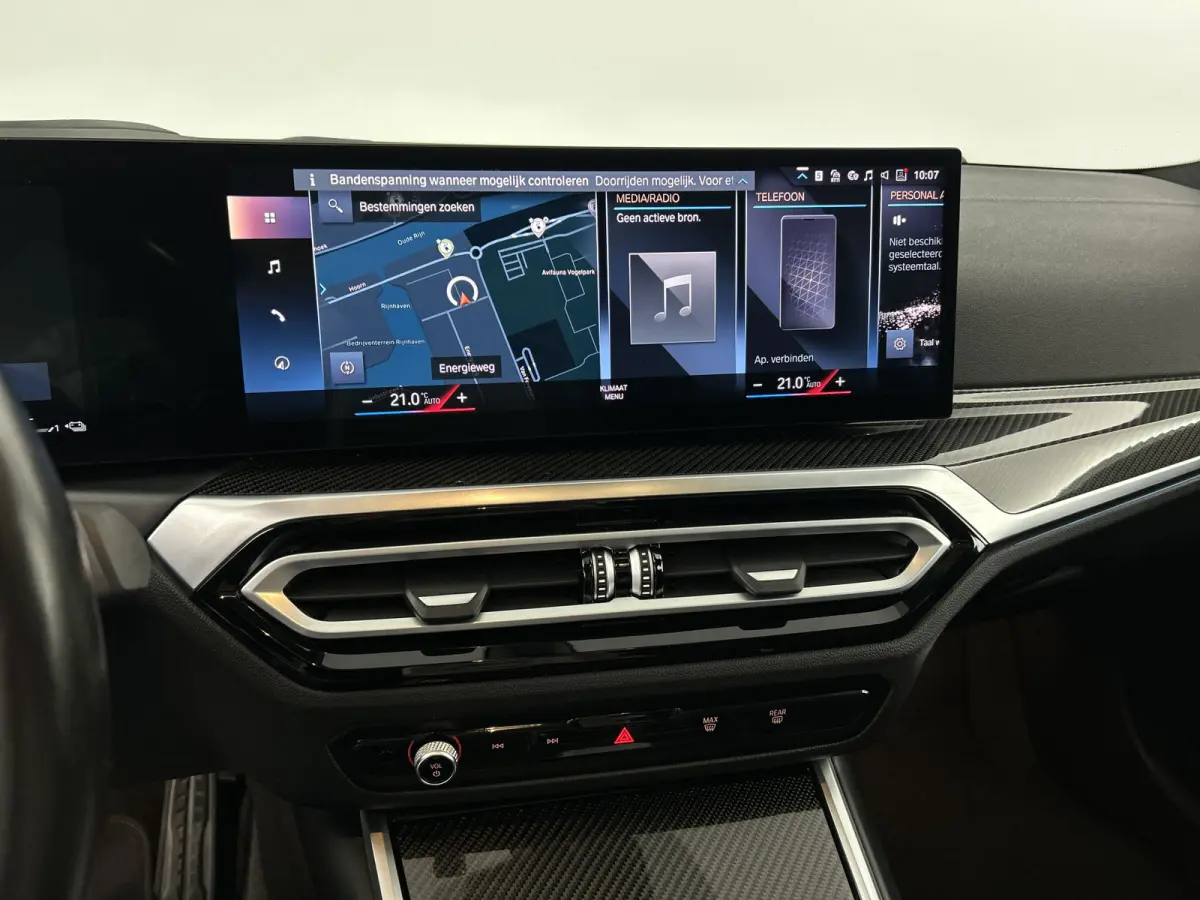 330e xDrive M-Sport Pro Schuifdak/M3-Stoelen/Memory/HUD