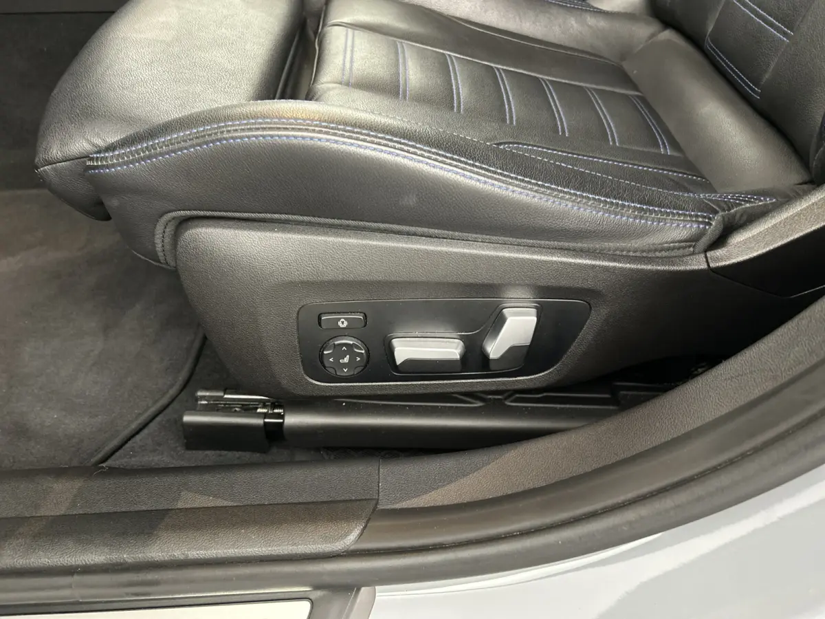 330e xDrive M-Sport Pro Schuifdak/M3-Stoelen/Memory/HUD