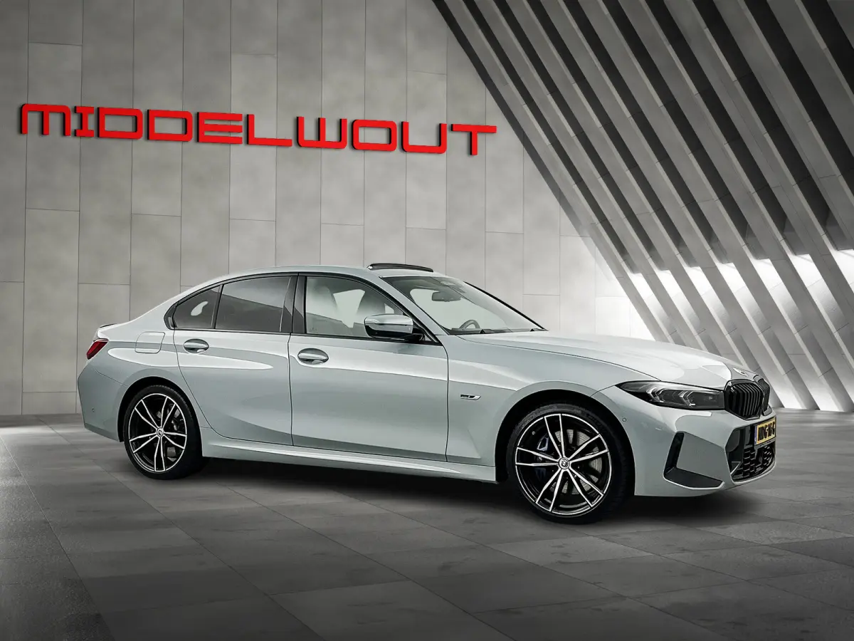 330e xDrive M-Sport Pro Schuifdak/M3-Stoelen/Memory/HUD