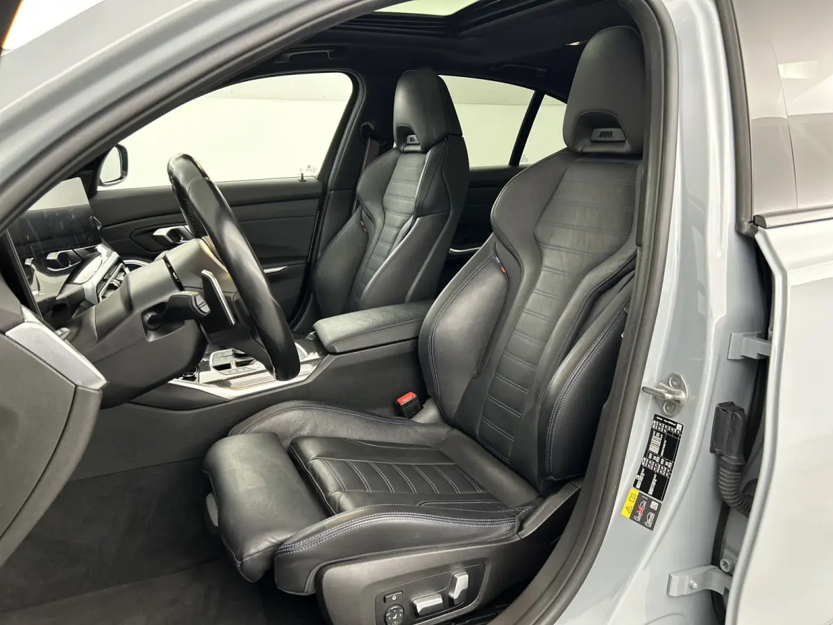 330e xDrive M-Sport Pro Schuifdak/M3-Stoelen/Memory/HUD